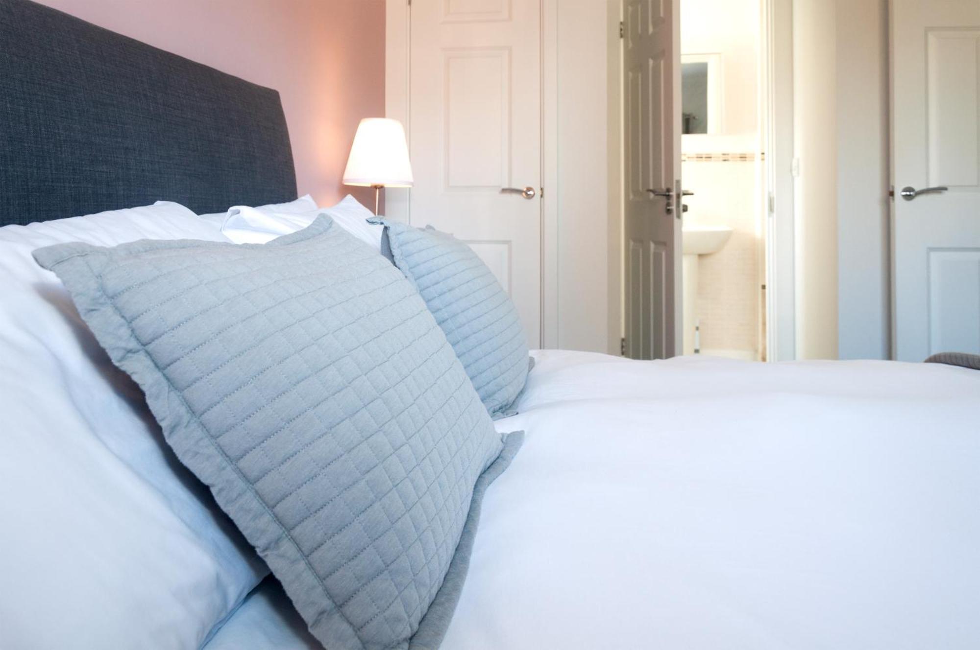 Riverside Stays, Modern House Stays, Shefford, Bedfordshire Eksteriør bilde